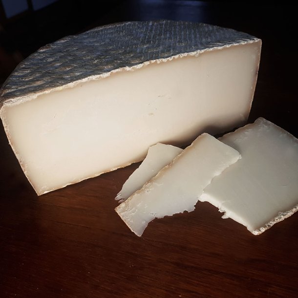 Tomme De Chevre